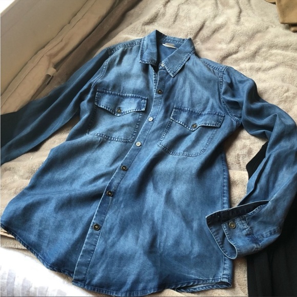 Club Monaco Denim shirt - Picture 3 of 4